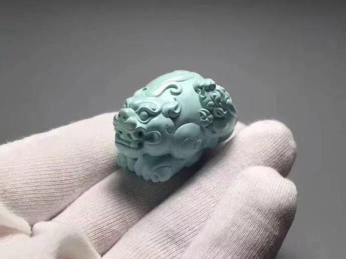 绿松石因为黄金变黑怎么办,绿松石发黑发脏怎么办