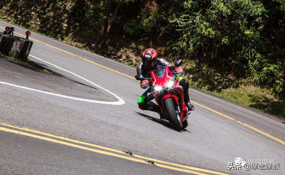本田cbr500r测评视频,本田cbr500r和川崎400哪个值得买