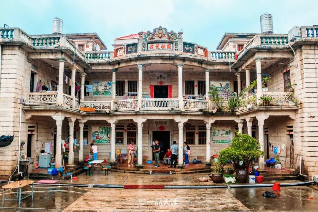 探大钱，起大厝，每个闽南人心中都有座南洋楼