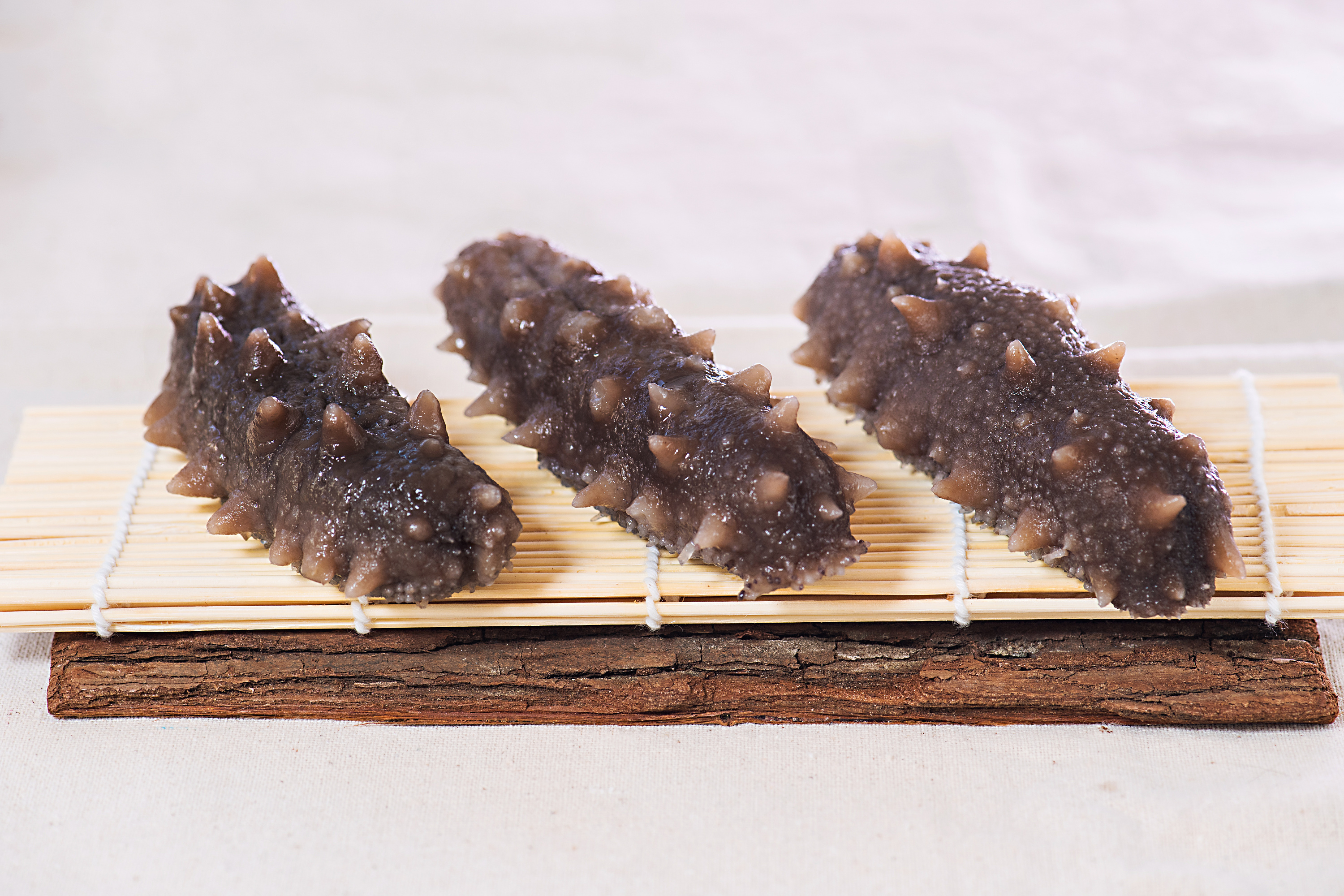 为什么有几十块钱一斤的海参 (海参有的很便宜是怎么回事)