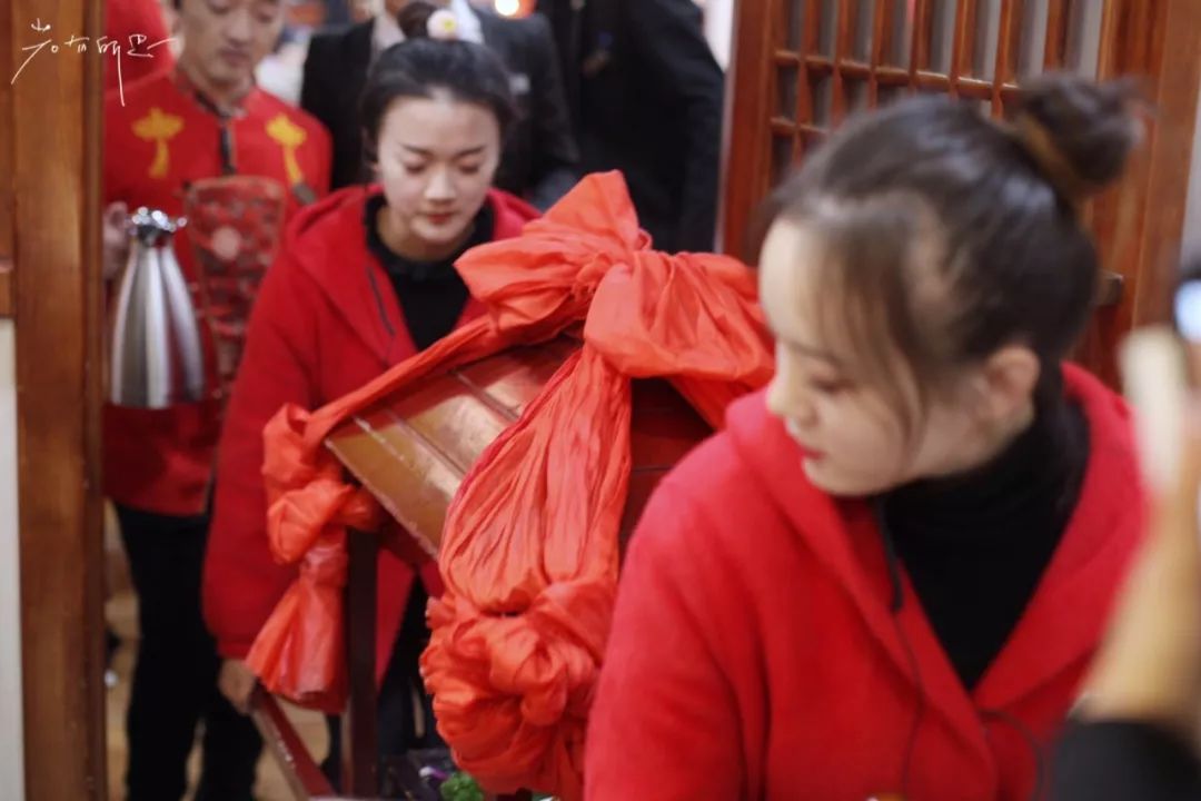 机票不到800元，第2次东北沈阳之旅，1个鸡架配老雪！