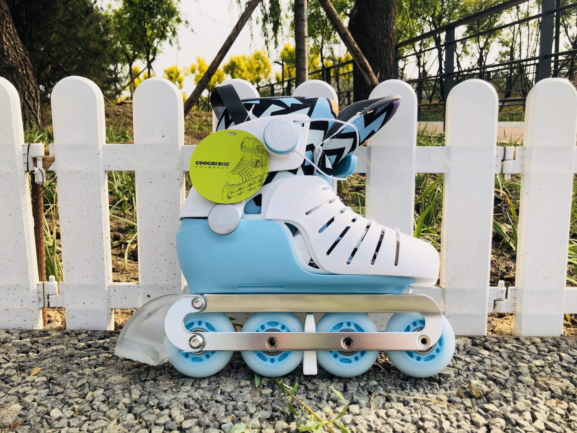 穿上脱不下来的溜冰鞋,穿了就不想脱的轮滑鞋