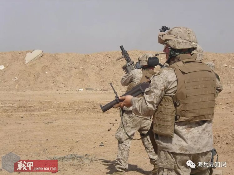 美军m32转轮式榴弹发射,m32榴弹发射器美国