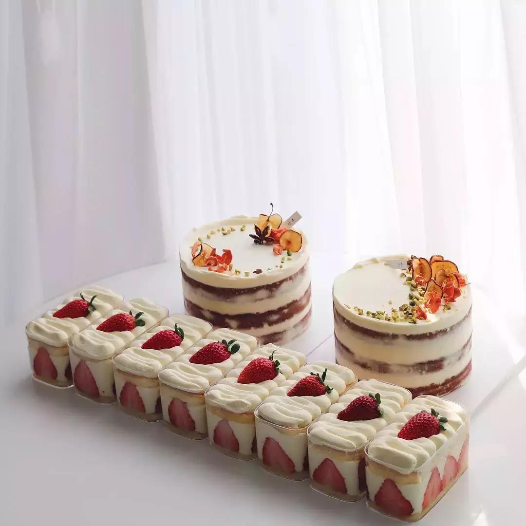 现在很火的草莓蛋糕,最新韩国草莓蛋糕