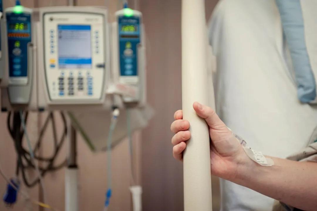 预产期提前十天生了个女孩,预产期死胎