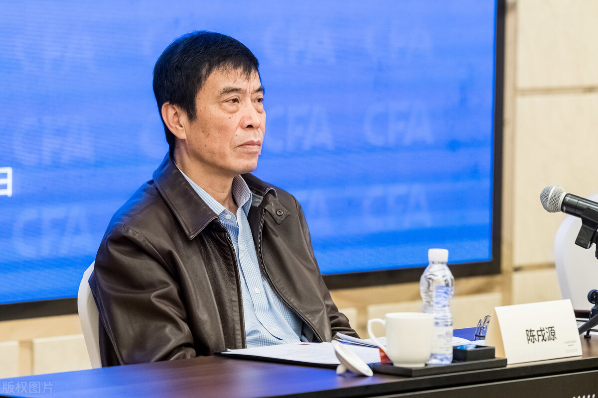 对于现在的中国足球的看法,中国足球反映了中国的现状