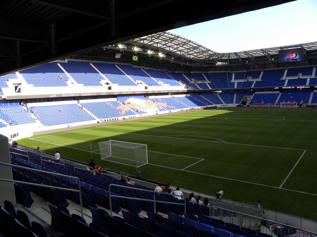 红牛旗下的五家足球俱乐部,红牛赞助的足球队有哪些