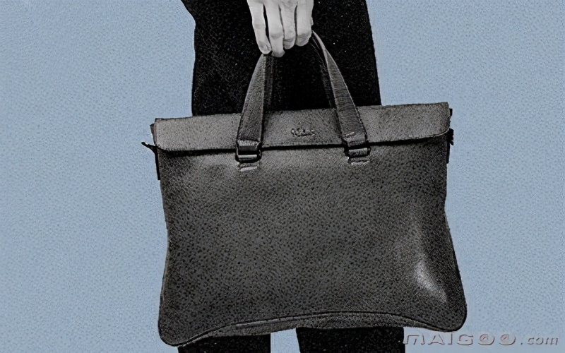 男士手提包如何搭衣服夏季,男士手提包加背包