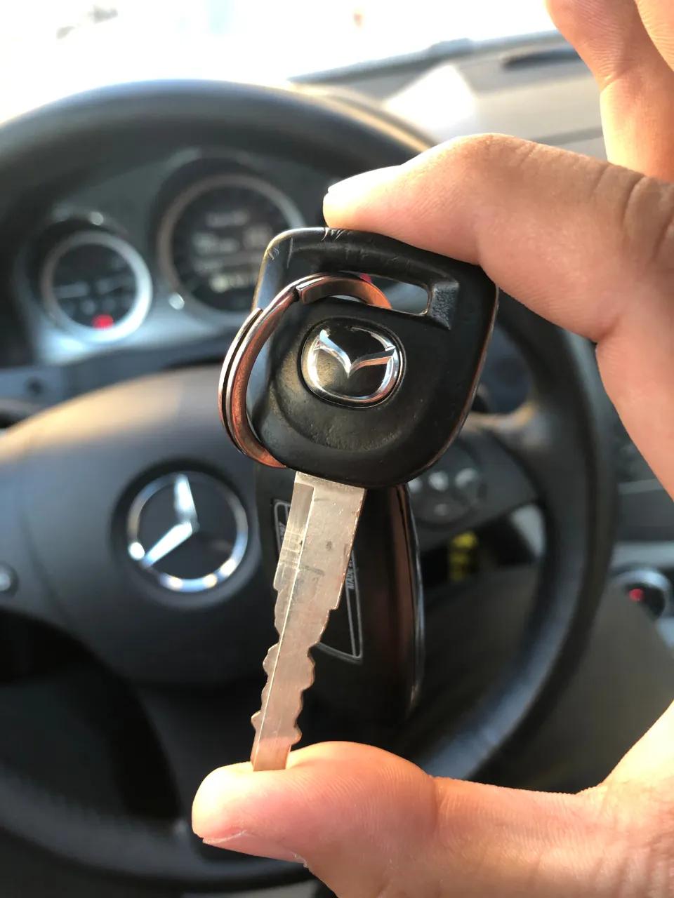 大学生三万推荐买什么车,女生买马自达3适合吗