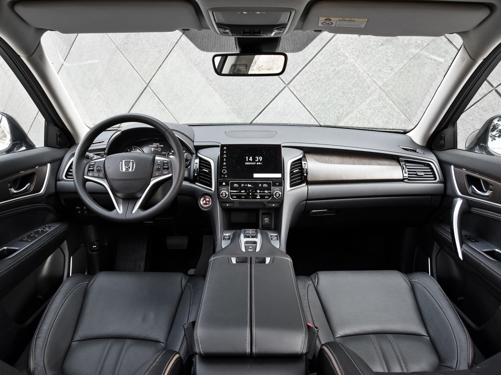 冠道和凯迪拉克xt5加速对比的视频,冠道和凯迪拉克xt5哪个更值得购买