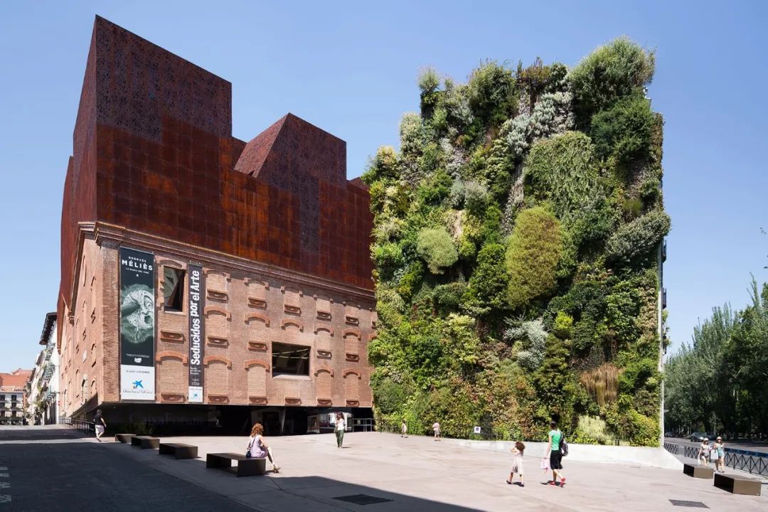 马德里不可思议视频背景,马德里不思议的视频