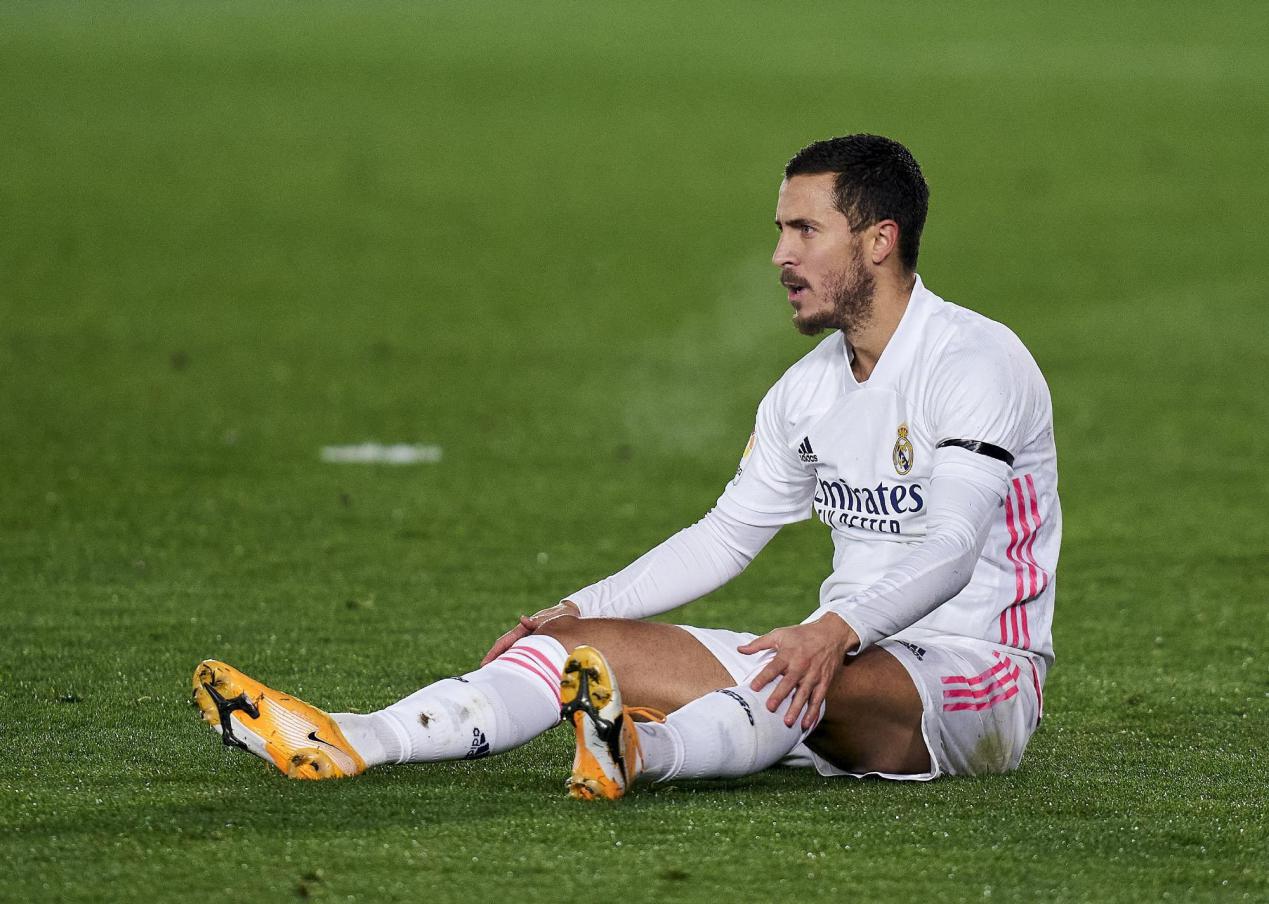 变天！争议判罚+赛后红牌+主力尽伤！各大豪门化身倒霉蛋