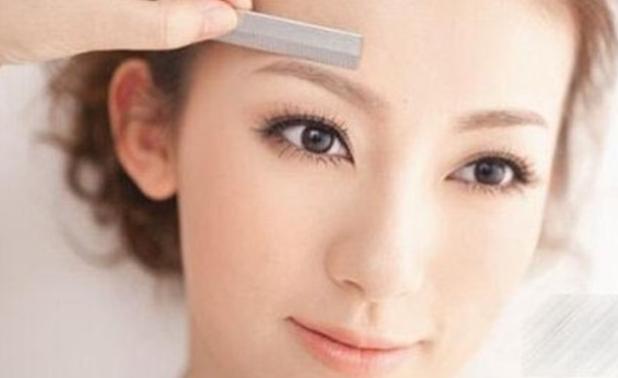 女生纹眉明显不好看,不会画眉的到底要不要去纹眉