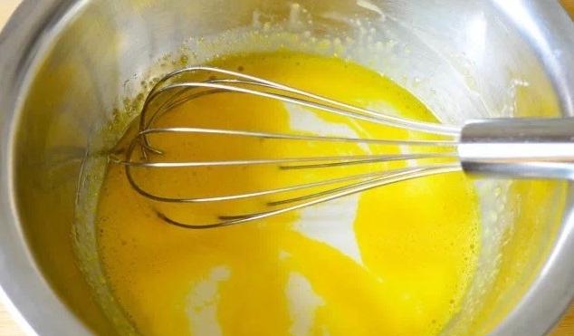 继全民凉皮，肉夹馍之后，电饭煲蛋糕又火了，详细步骤来了