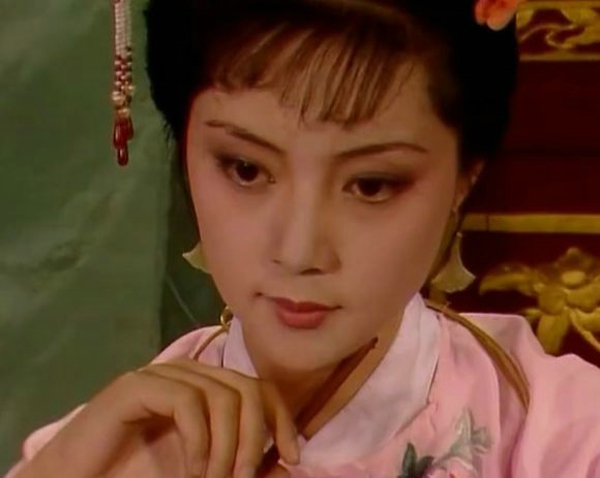 薛宝钗为什么要吃冷香丸,薛宝钗的冷香丸怎么样