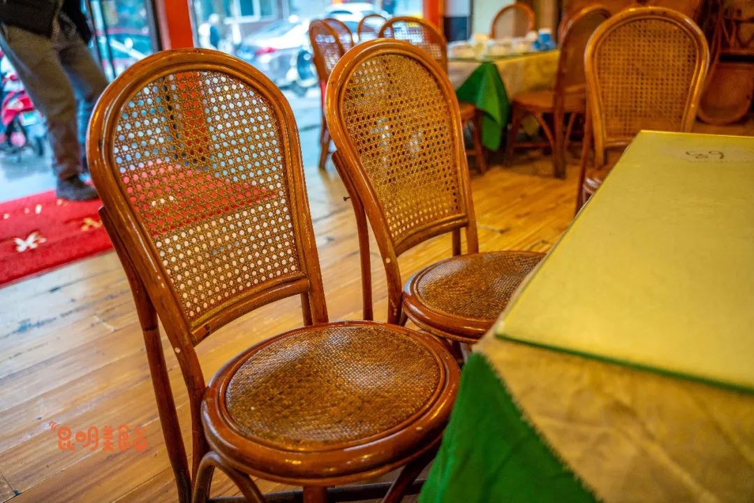 昆明必须知道的高端饭店,昆明市比较出名的饭店