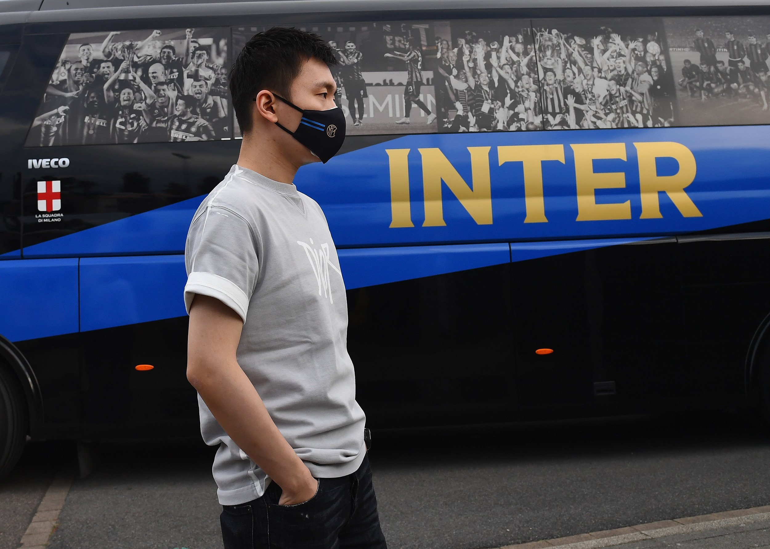 苏宁新队徽,国米新队徽圆标