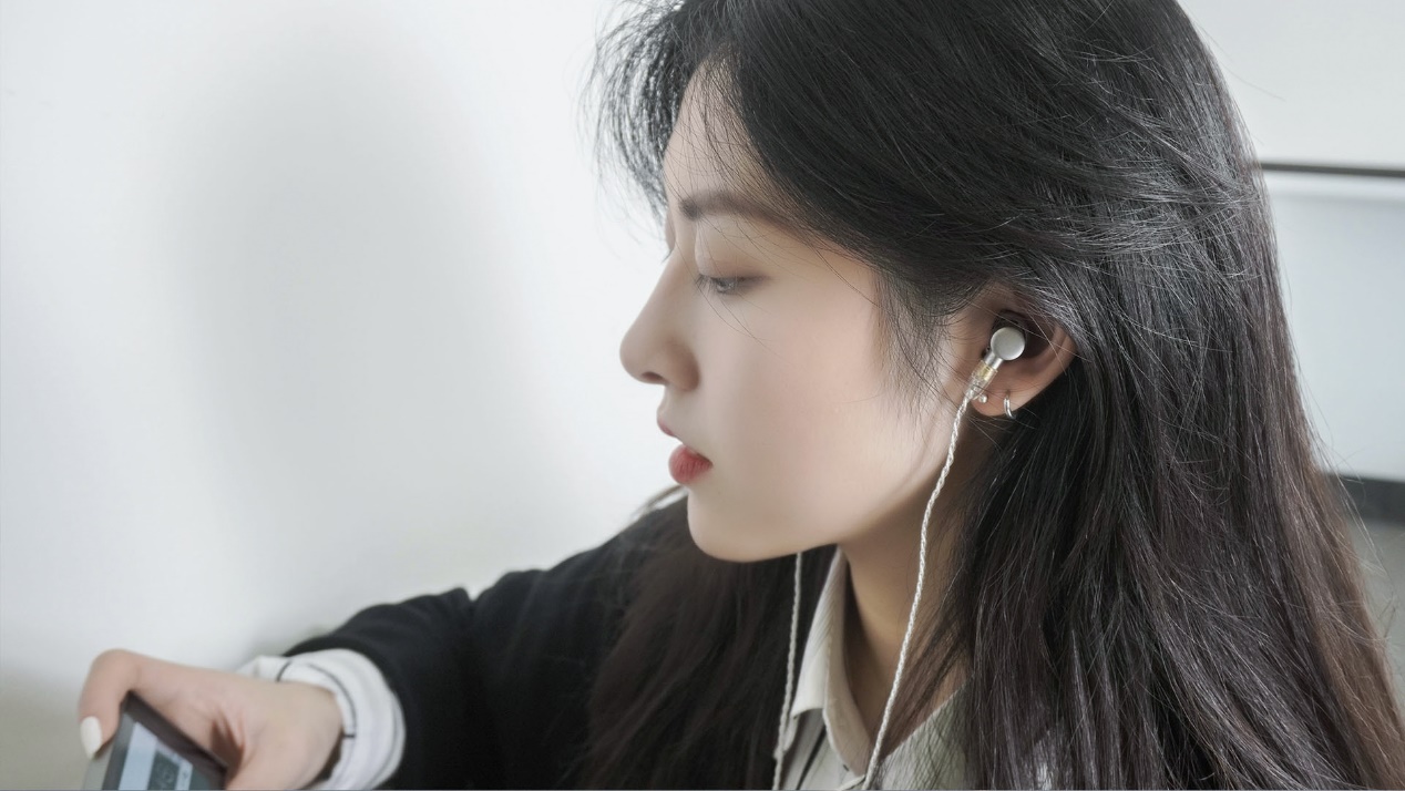 平头塞的通透好声，德*歌国**德MB500有线耳机开箱评测