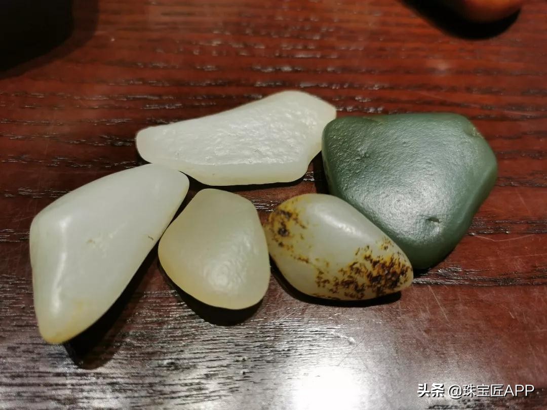 鉴定和田玉籽料的权威机构,国检和田玉籽料鉴定权威吗