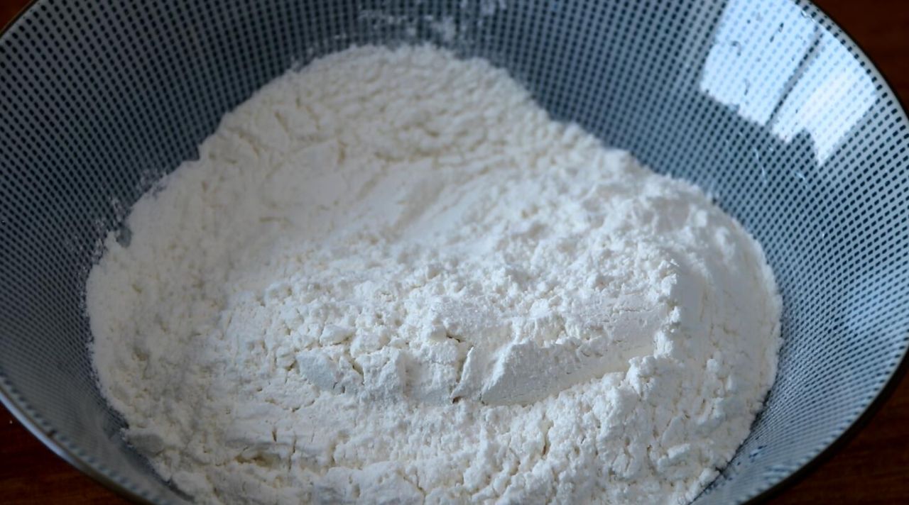 松软韭菜鸡蛋饼的做法,特色韭菜鸡蛋饼的做法