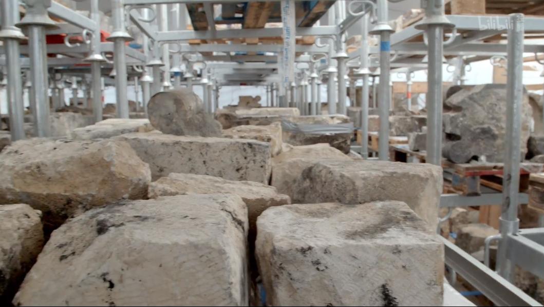 被大火烧毁的法国建筑,法国地标建筑着火