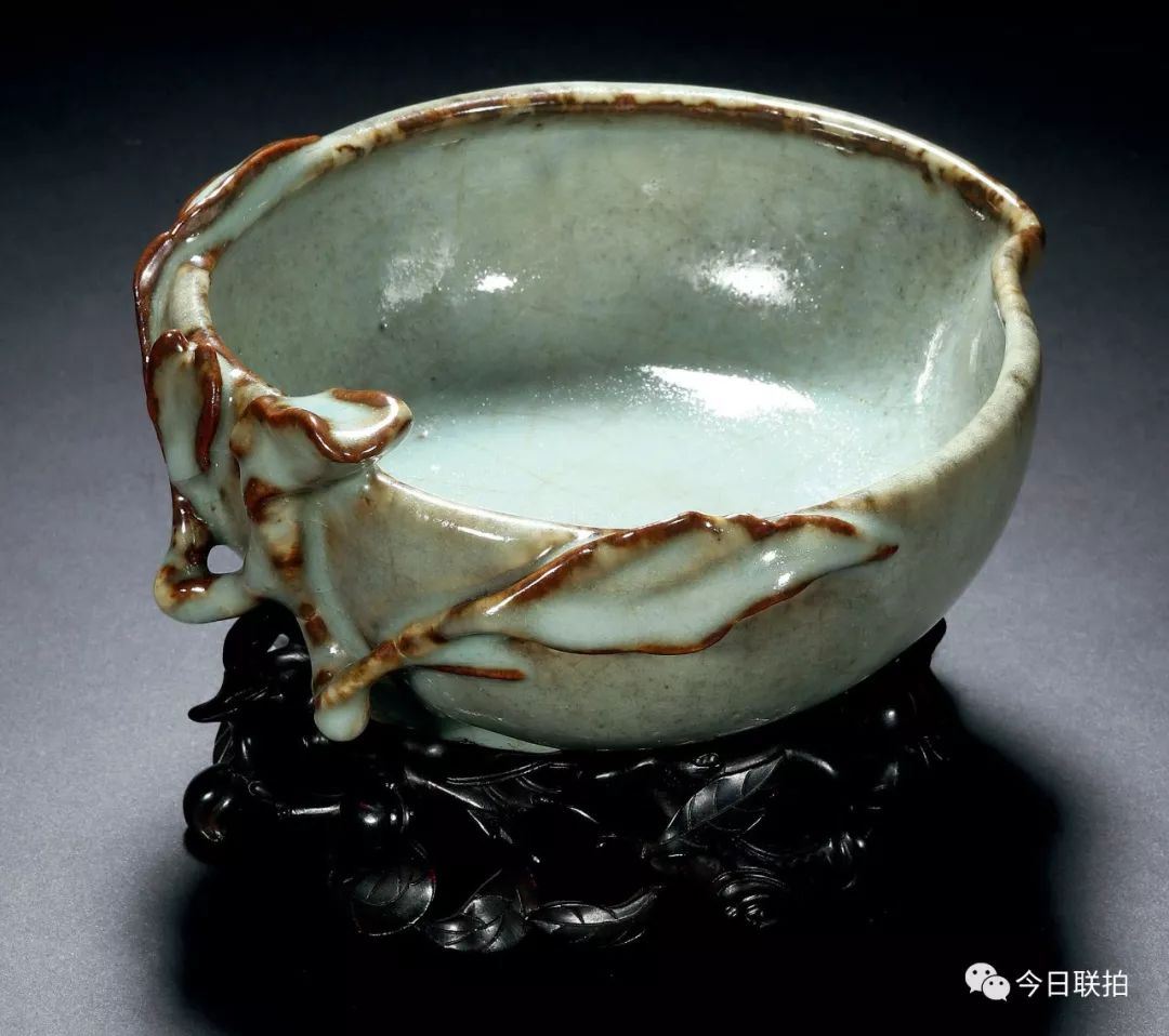 崇庆皇太后庆寿图,崇庆太后万寿图乾隆衮服