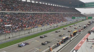 89岁前F1总裁宣布妻子怀孕。大女儿已65岁，妻子44岁整天买买买。