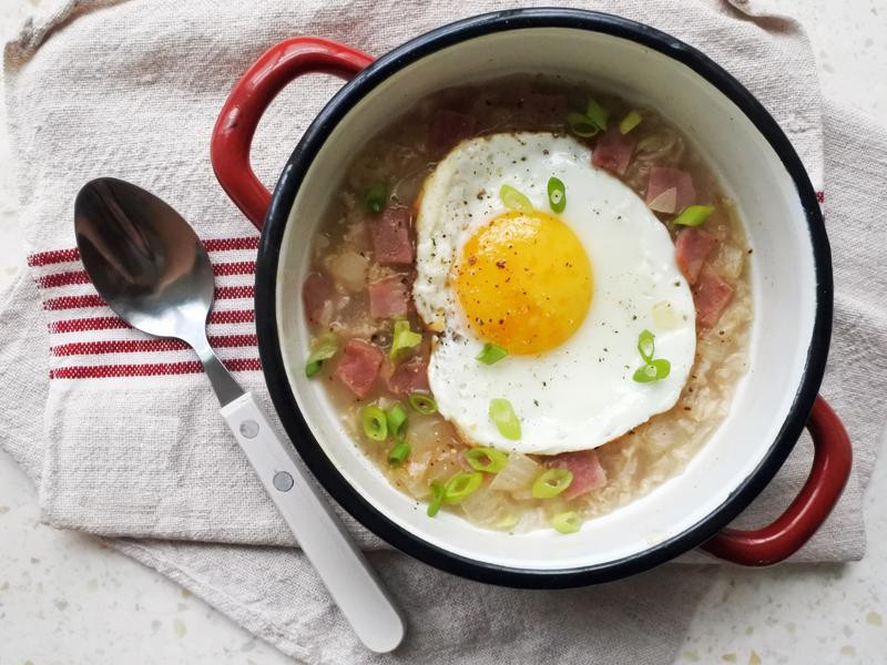 减肥一餐吃多少燕麦有饱腹感,晚餐不吃主食只吃燕麦片能减肥吗