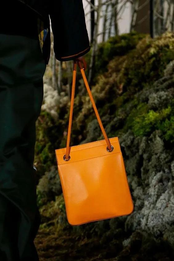 1万以内最值得买的包包,1万元预算买什么品牌包包