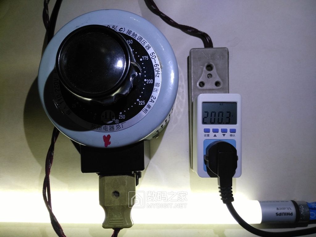 飞利浦一体日光灯拆解,飞利浦飞凡灯管维修