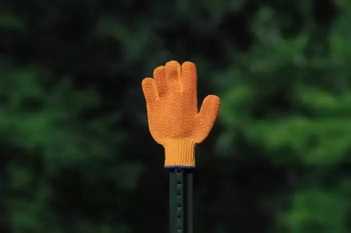 易烊千玺王俊凯摸手,易烊千玺摸王俊凯的头