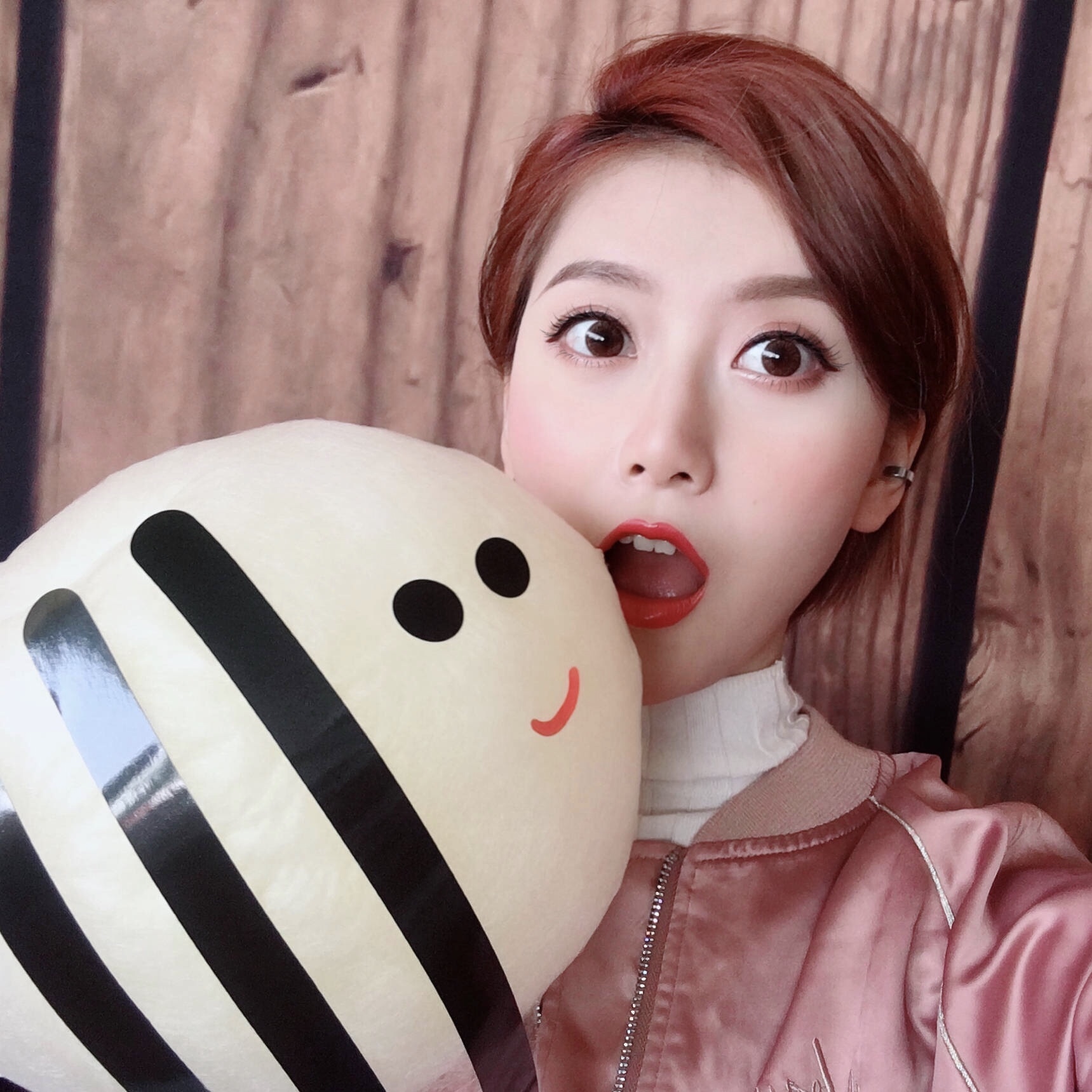 底妆泪沟遮瑕,底妆泪沟法令纹遮瑕教程