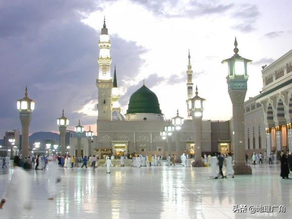 世界十大宗教圣地排名,世界三大宗教发源地和分布地区