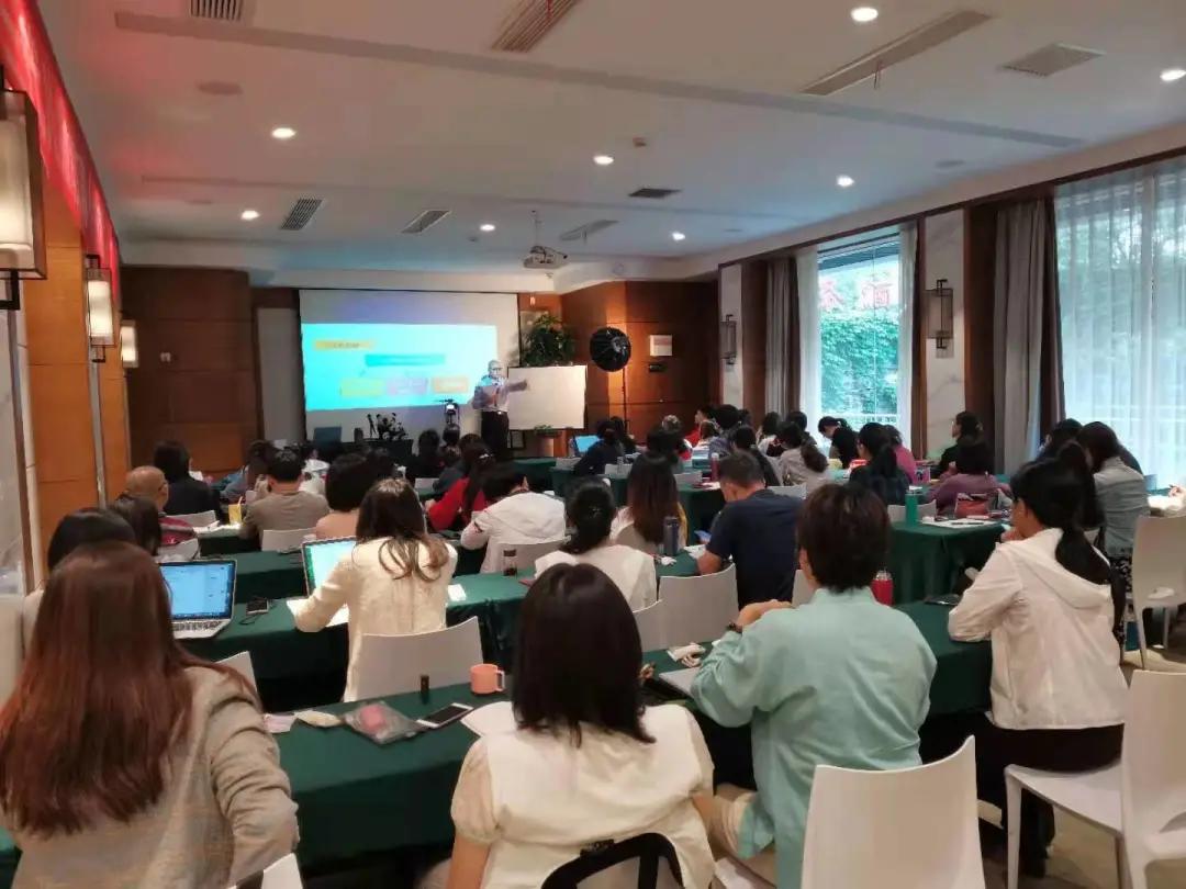 学习心理咨询的入门书籍,咨询师入门从零开始学习心理咨询