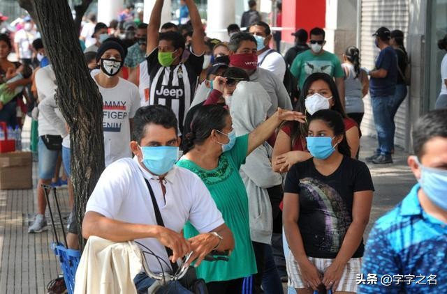 49554例，这样的数据前所未有，疯狂的巴西请停止疯狂的脚步