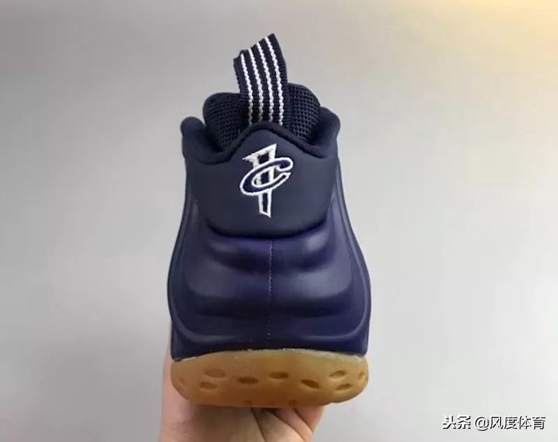 什么鞋子防水且耐穿又好看,防雨的鞋子有哪些