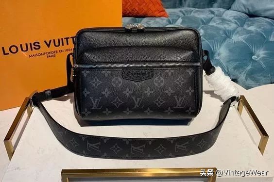 男士包袋什么好看,好看的男挎包奢侈品