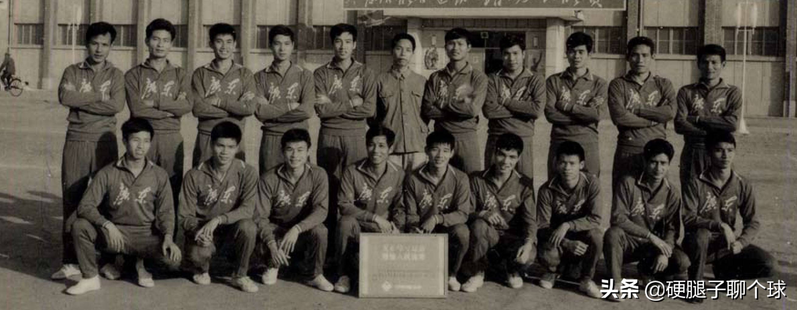 历任国足主教练谈中国足球,两位前国足主帅