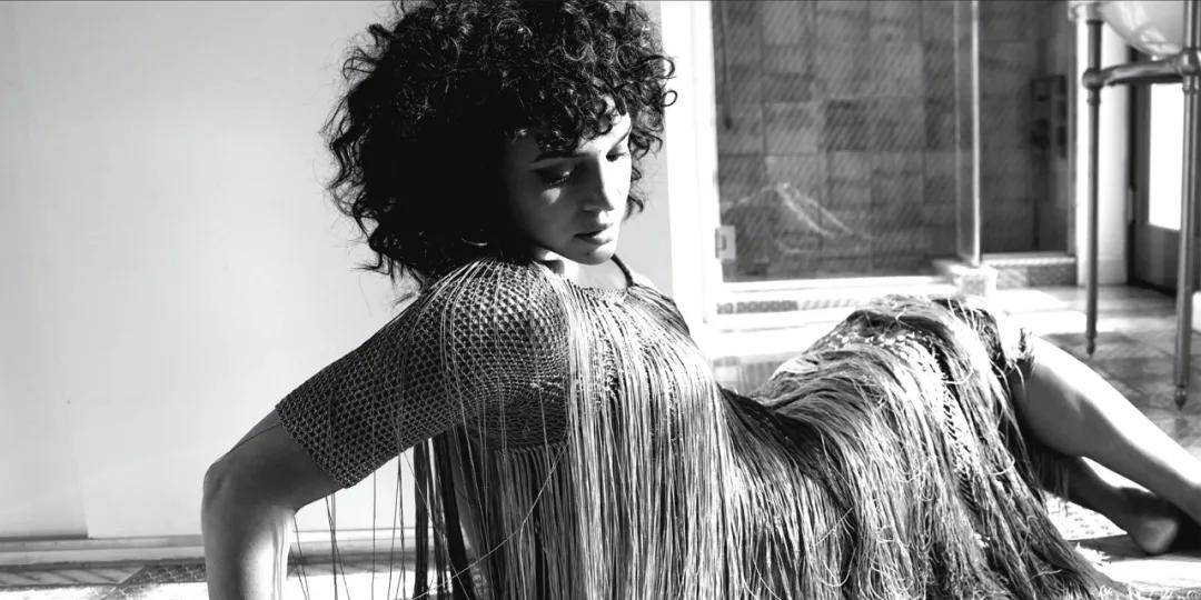 鑻嶇櫧娴疆,鑻嶇櫧娴疆涔愰槦