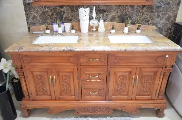 卫生间的浴室柜如何选择,卫生间卫浴柜怎么选