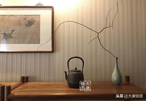 日本长文堂铁壶有什么标志吗,长文堂铁壶都是砂铁么