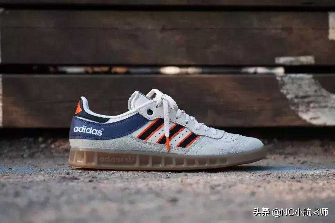 adidas停产款,adidas为什么有三个标志