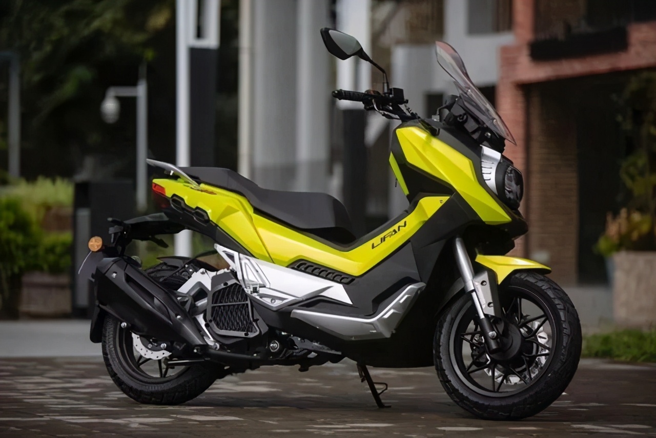 pcx160踏板摩旅,摩旅踏板机车推荐