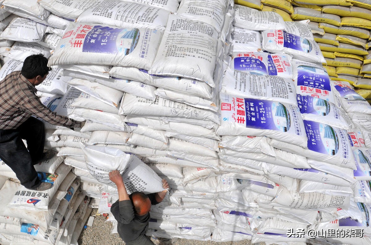 假肥料和真肥料的区别 (各种肥料真假辨别学会了才能高产)