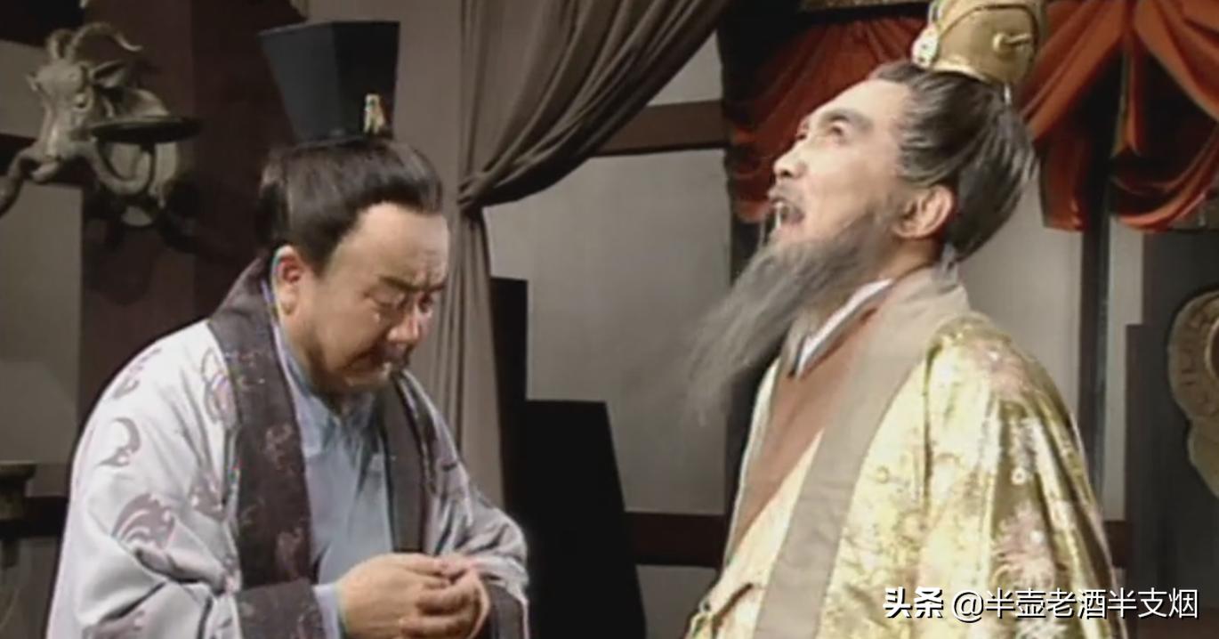 诸葛亮跟刘备谈论关羽,刘备和诸葛亮会怎么对待关羽