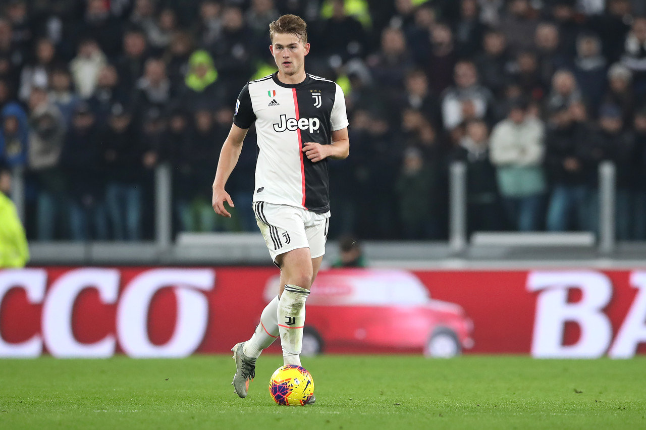 梅西和c罗以及范戴克,足坛帅哥梅西c罗