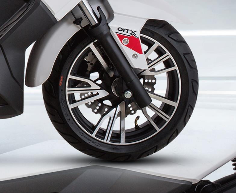 台荣150油箱多大,台荣川铃150t巡航大踏板