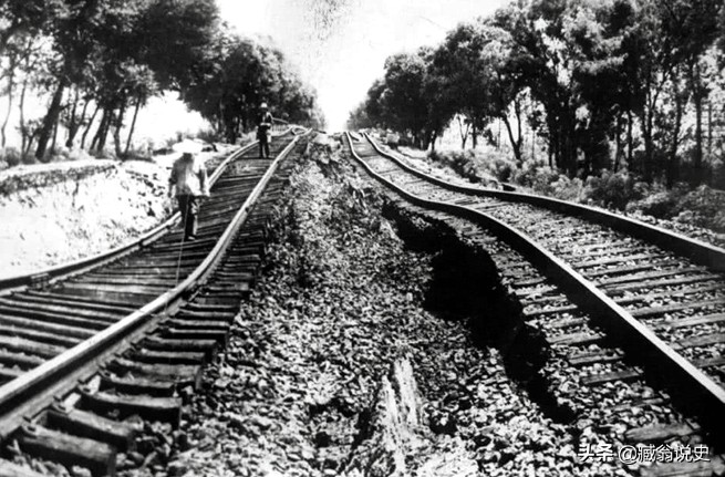 真实还原45年前唐山大地震场景,唐山大地震配葬