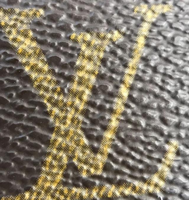 奢侈品鉴定lv圆饼,奢侈品鉴定lv购物袋