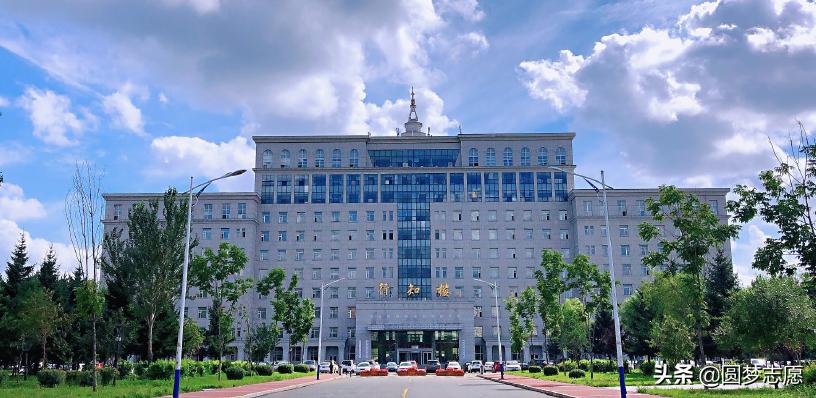 吉林师大是省部共建吗,哈师大和吉林师大哪个好